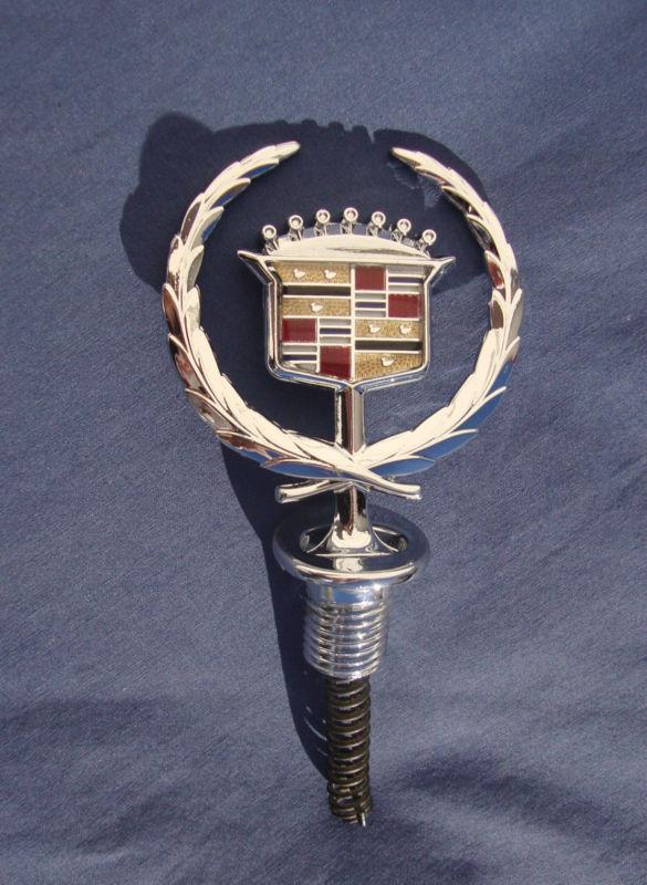 1992 1993 1994 1995 1996 cadillac seville chrome hood emblem ornament