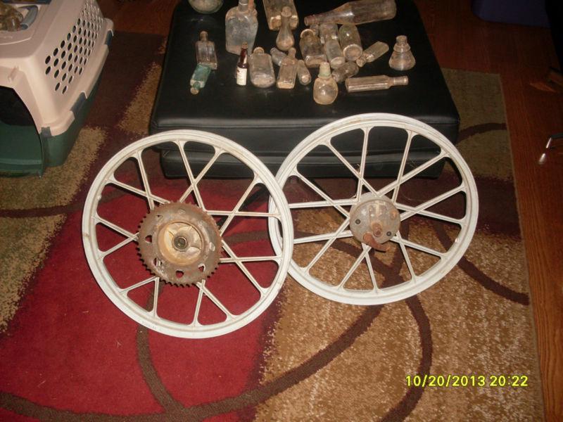 Tomo moped mag 17" wheels