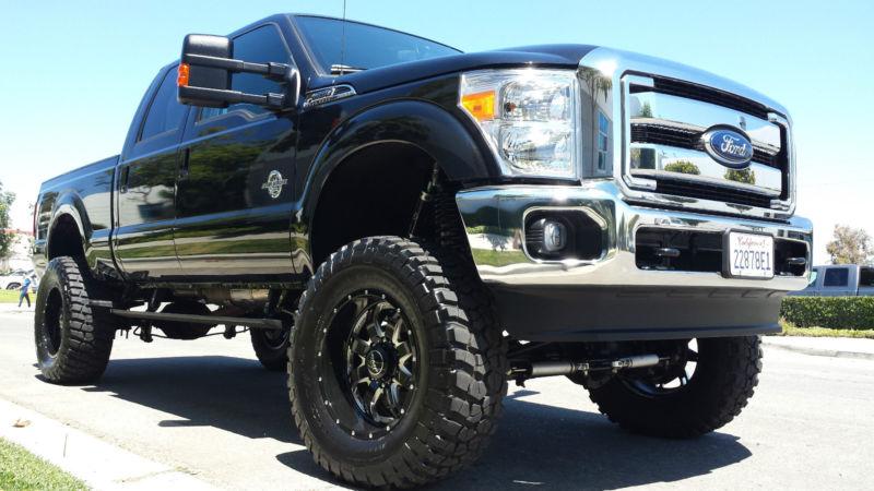 Front bumper - ford super duty truck - taken from 2013 - include lights