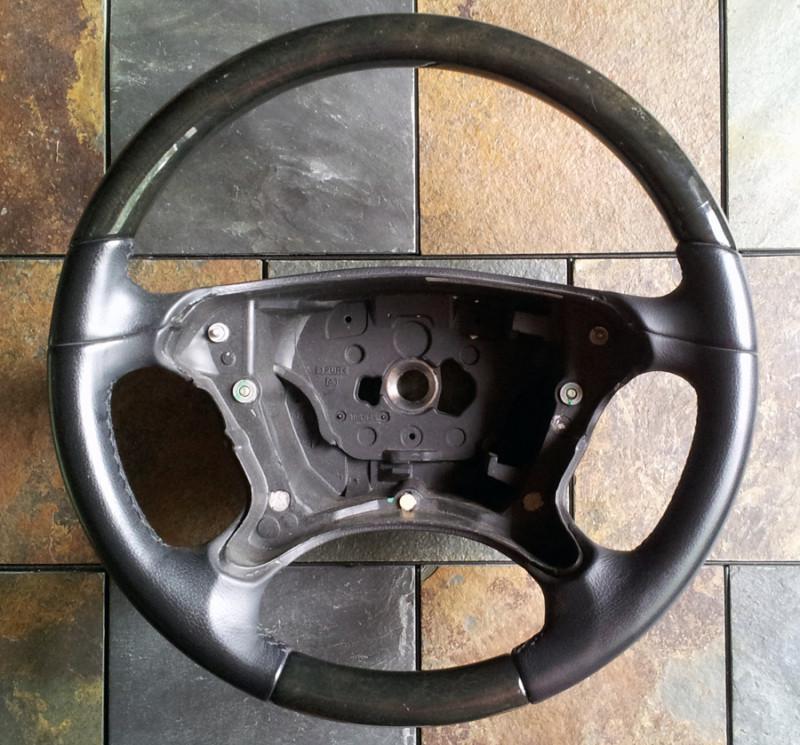 Mercedes wood steering wheel w211 w209 r230 w219 sl cl e r class e63 amg oem