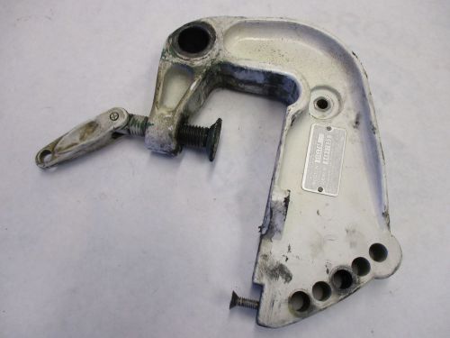 0388838 port stern bracket evinrude 25 35 hp johnson 1978-89 0391942 323254