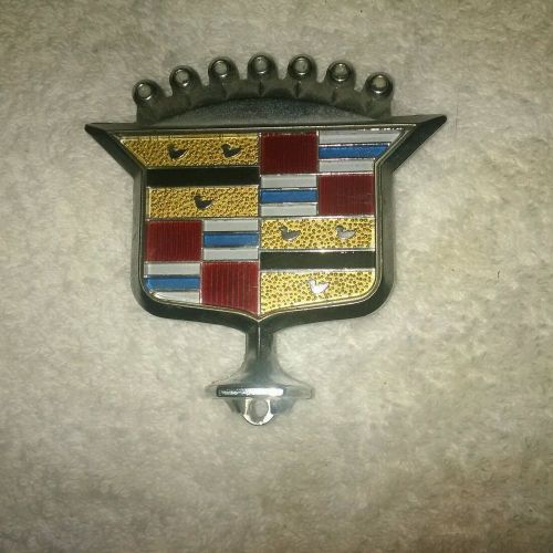 Vintage 1970&#039;s cadillac hood emblem