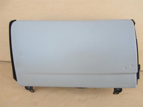 Oem gm 2013-2016 cadillac xts glove box compartment titanium w/cd player option