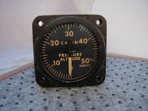 Cabin pressure altimeter ac-106
