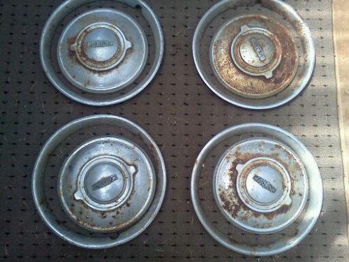 Jaguar 1960&#039;s mk 10 hubcaps and rings for repair