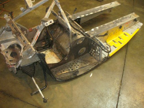 Ski doo rev mxz 2003 800 chassis