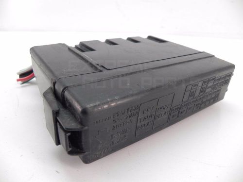 Infiniti g35 24381-c9900 small under hood front fuse relay box 03 04 05 06 07 08