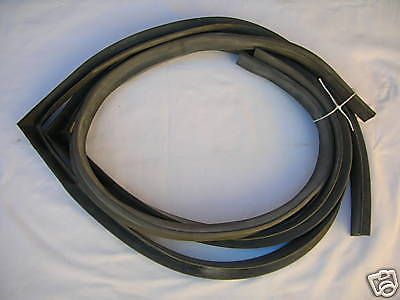 Peugeot 404 sedan  trunk rubber seal set new !!!!!!