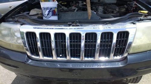 Jeep grand cherokee se front grill insert, nice shape, faux chrome (plastic)2002