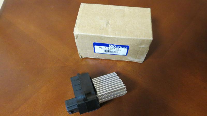 Uro parts 64 11 6 923 204 blower motor resistor