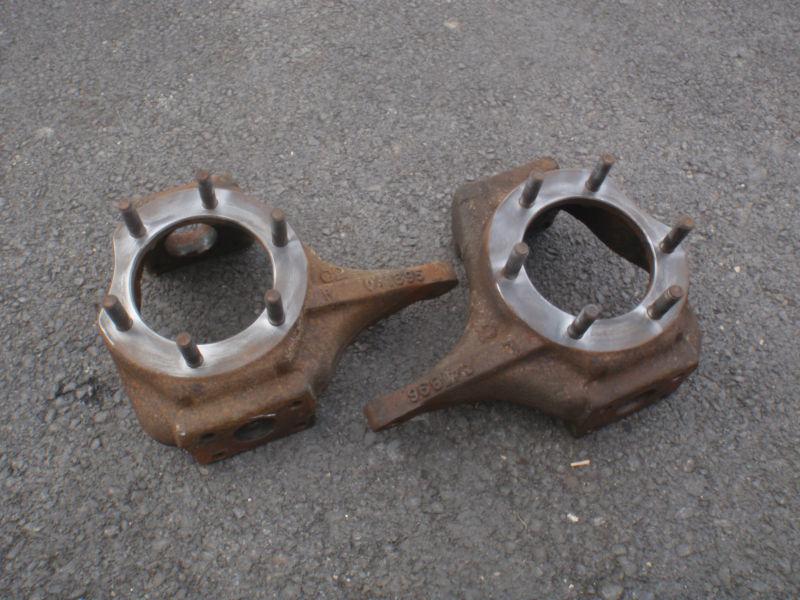 Dana 60 front axle chevy / steering knuckles king pin 