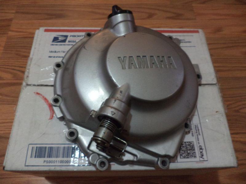 1999-2006 yamaha r6 clutch cover with clutch linkage and push rod seal 99-06
