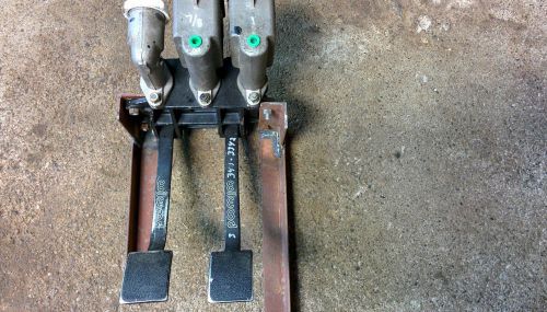 Wilwood reverse mount hanging dual brake clutch pedal &amp; master cylinder 340-3342