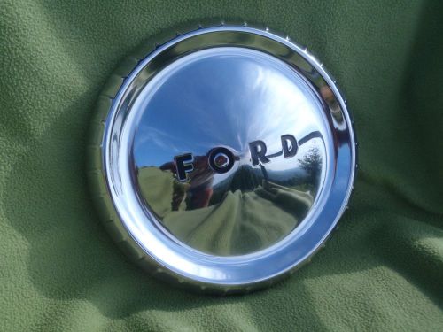 Ford--nos--oem--dog dish hubcap-- excellent condition--falcon--ranchero--