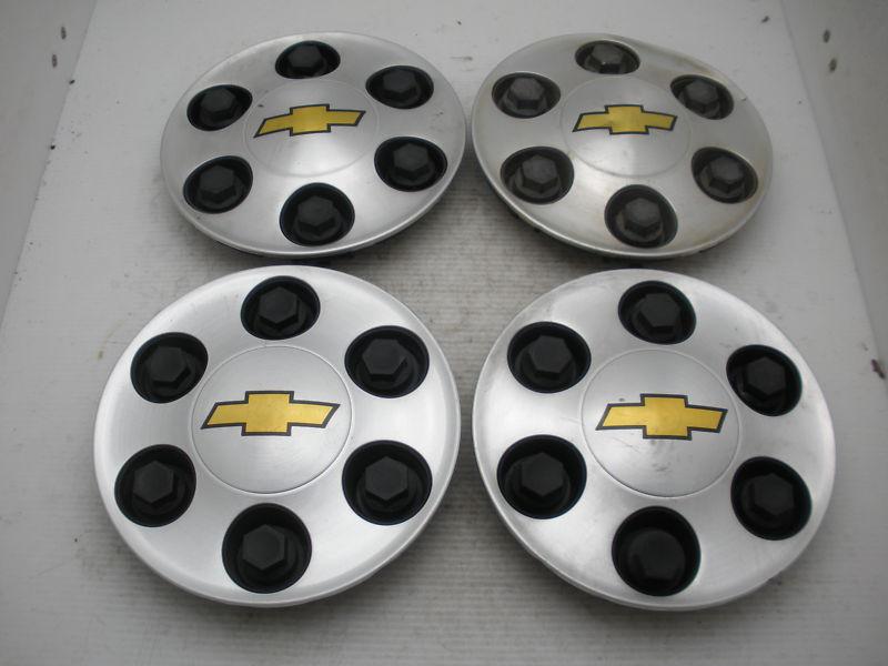 Lot of 4 07-08 chevy silverado 1500 suburban tahoe  wheel center caps hubcaps