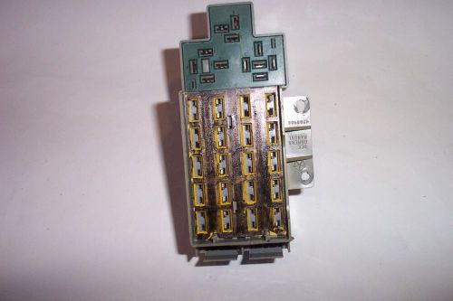 Pt cruiser fuse panel read label in pic&#039;s for part # good condition