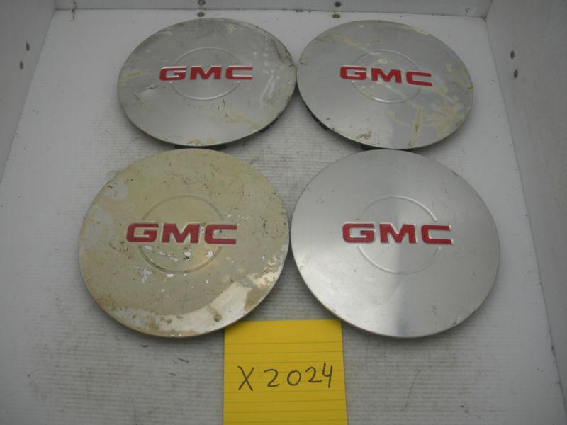Lot of 4- 99 00 01 02 03 04 05 gmc sierra 15040220 wheel center caps hubcaps