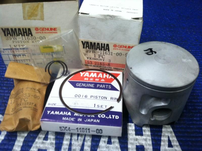 Nos yamaha piston kit standard. 1983-84 yz125 k,l. oem# 39w-11630-00-00