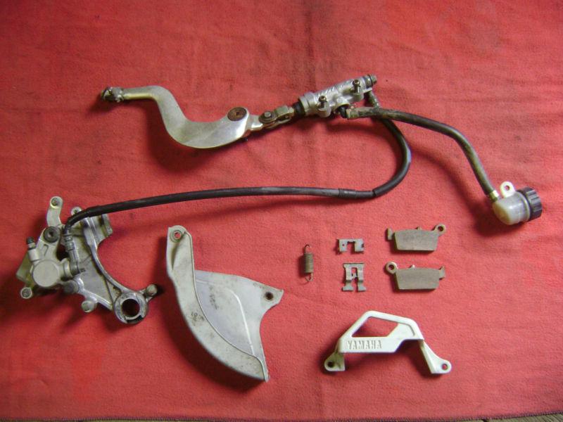 Yamaha rear brake caliper, master cylinder, & pedal yz 125 250 1999-2001 w/ pads
