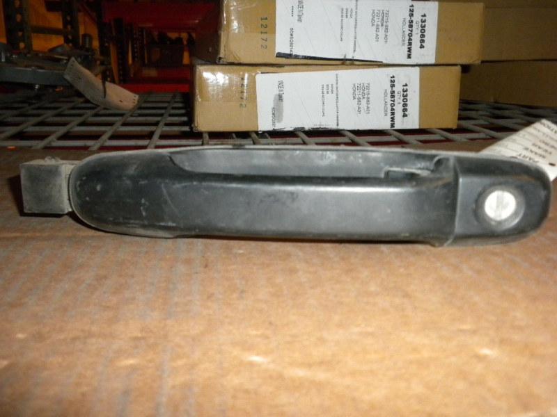 1992 toyota previa used front door handle, lh, outter, black
