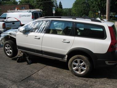 2009 VOLVO XC70 SLAVAGE FLOODED PARTIALLY PARTING OUT, US $2,900.00, image 2