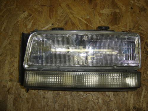 1994 buick lesabre drivers side headlight assembly