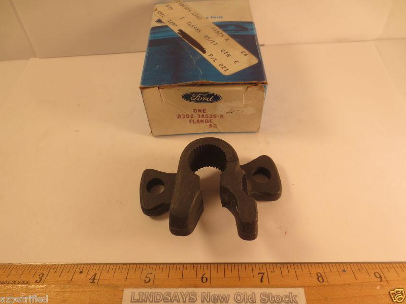 One ford 1984/up mustang, t-bird mark bronco 'flange" & insulator coupling nos