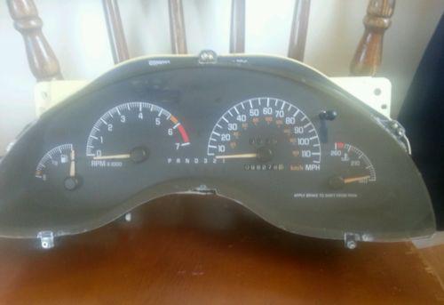 2003 pontiac grand prix gt speedometer/instrument cluster 98k miles