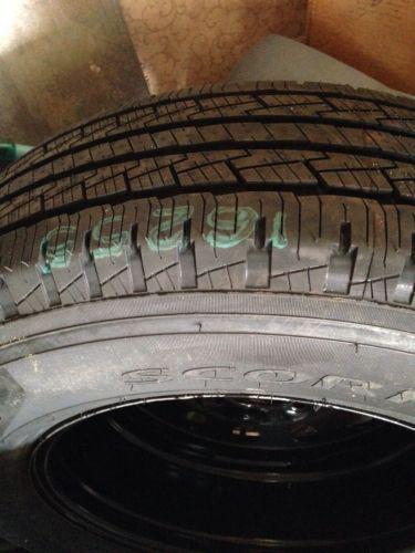 1 new p255/70r-18 112 hms pirelli  tire 16255