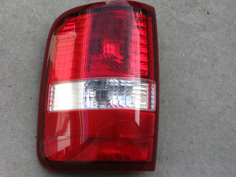 04-08 ford f-150 truck lh drivers side taillamp taillight tail light oem used