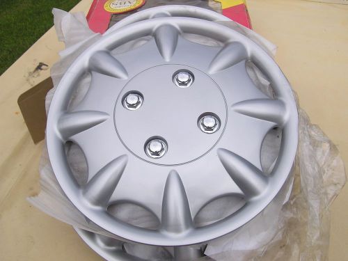 4 piece set silver /lacquer hub caps fits 13&#034; inch steel wheel covers cap cover