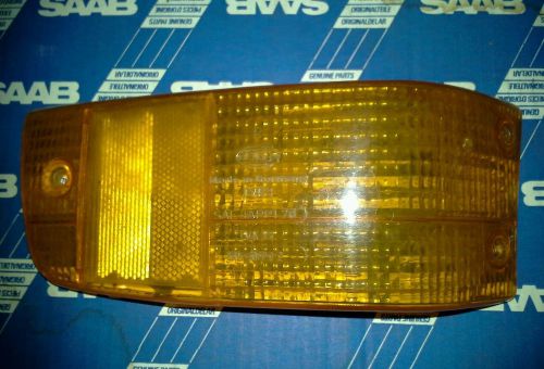 Saab 99 - right front turn signal lens 1972-1976 - good condition.