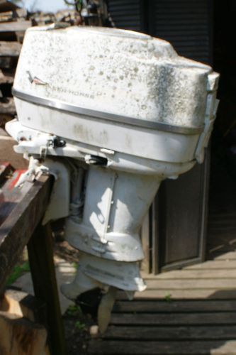 Vintage johnson seahorse 35 hp complete for parts or restore