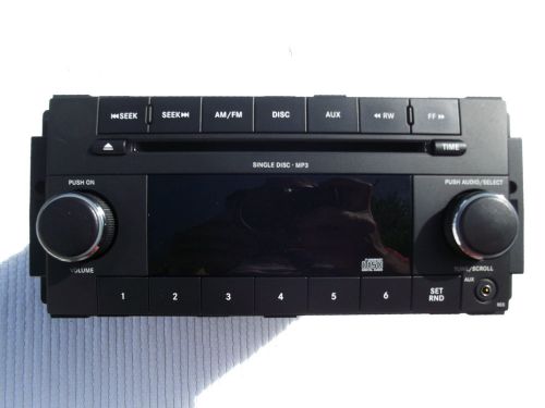 2008-2010 chrysler 300 single cd mp3 player am-fm stereo w/aux plugin used oem