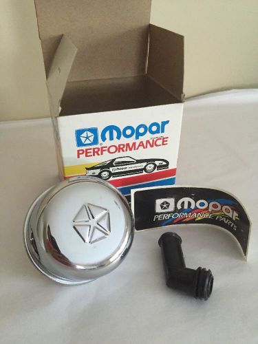 Nos mopar breather air p4349625 with 5/8 pvc 0-54254-19625-5 new in box