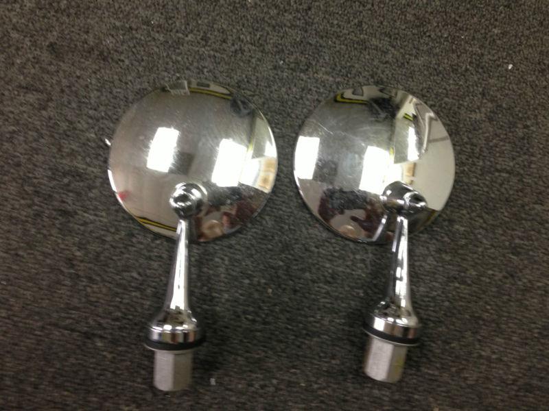 Vintage fender mounted mirrors