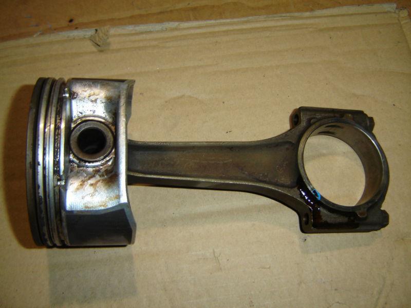 5.7 dodge hemmi piston attached to connecting rod