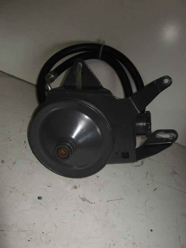 Omc cobra v6, v8 (gm) power steering pump / bracket