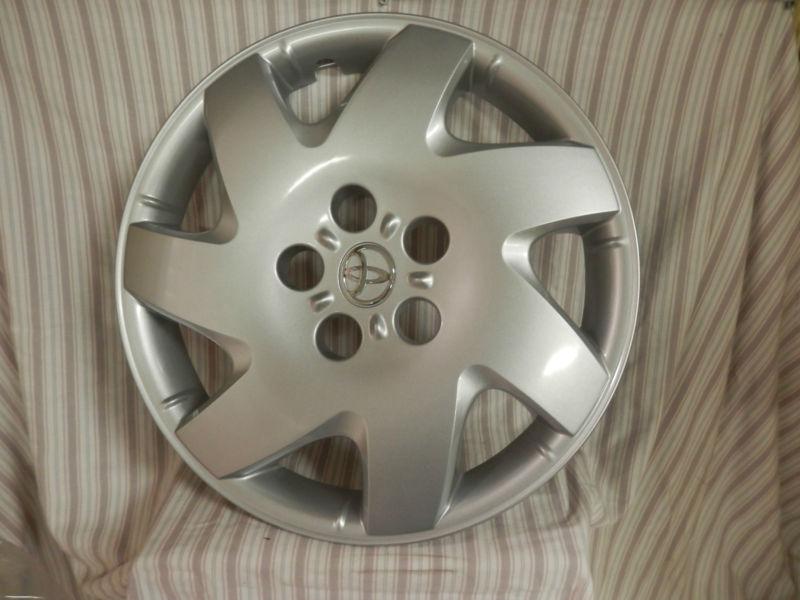 2002 03 04 05 2006 toyota camry 16"  wheel cover  hubcaps, hollander # 61114