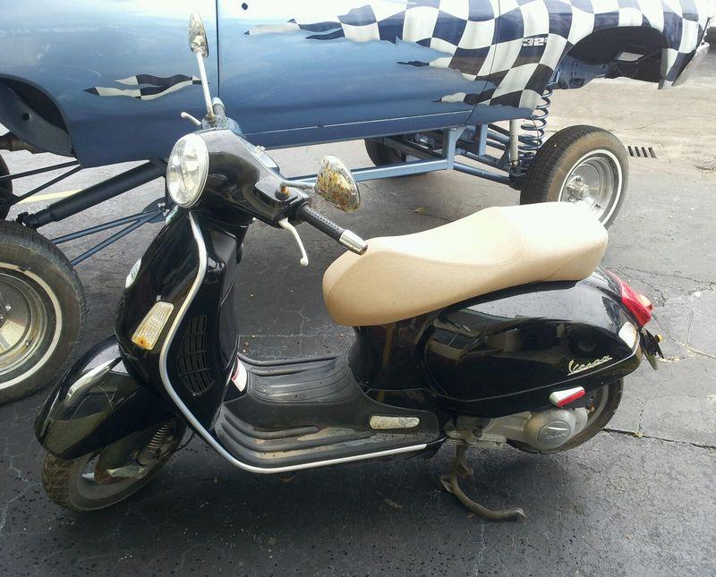 2008 vespa scooter gts 250 250ie rebuildable title just sat storage $1499. obo