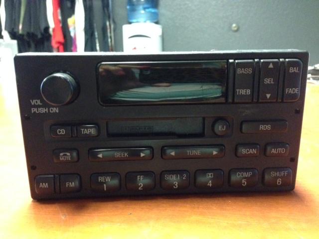 00-04 ford f150 series cassette player radio ***