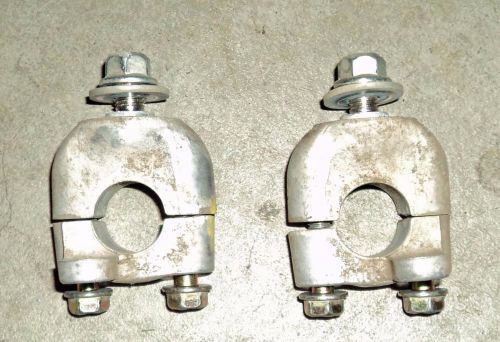 Honda recon 250 trx250 handlebar clamps off 2000 with bolts