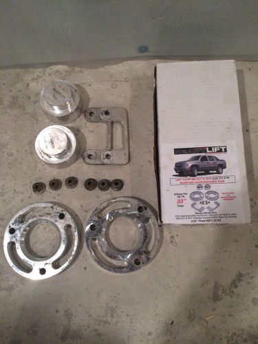 Readylift 69-3015 lift + level kit gm / chevy / cadillac  no reserve - nr