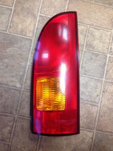 1999 2000 nissan quest right tail light