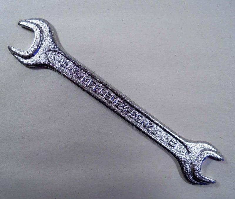 Vintage mercedes-benz open end wrench 13 - 11  mm unior din 895