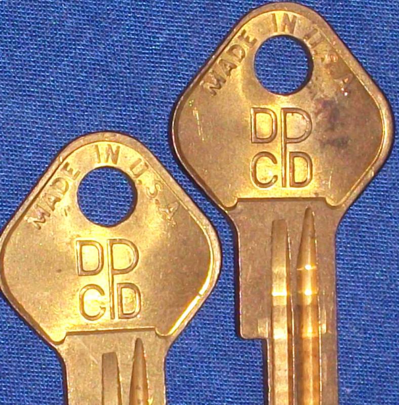 ◆2 dpcd logo brass key blank for vintage mopar trunk lock ignition b&s ilco yale
