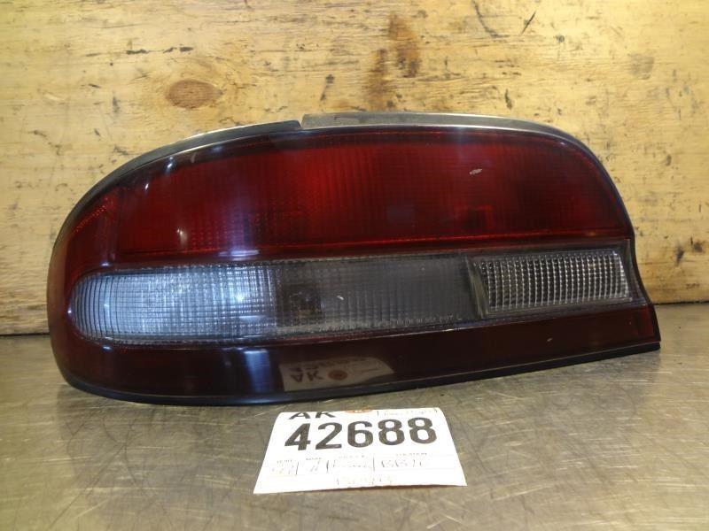 95 96 97 altima drivers left taillight assembly  208114