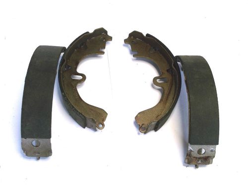 New out the box wagner pab529 brake shoes