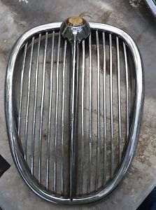 Jaguar mk2 front grill, excellent condition, includes center bar and badge 3.8