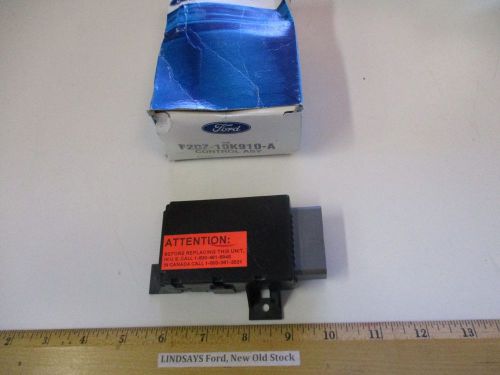 Ford 1992 taurus &#034;control asy&#034; (indicator warning system) lamp outage module nos